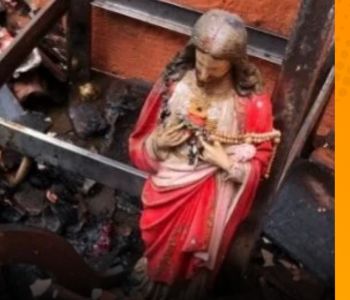 Imagem de Jesus fica intacta após incêndio atingir casa em Picos; imóvel ficou parcialmente destruído